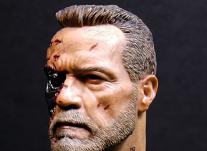 Trabajando busto Terminator