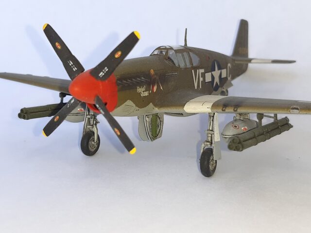 P-51B o Mustang Mk III 1/72 Academy