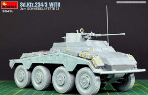 Sd.Kfz.234/3 con 2cm SCHWEBELAFETTE 38