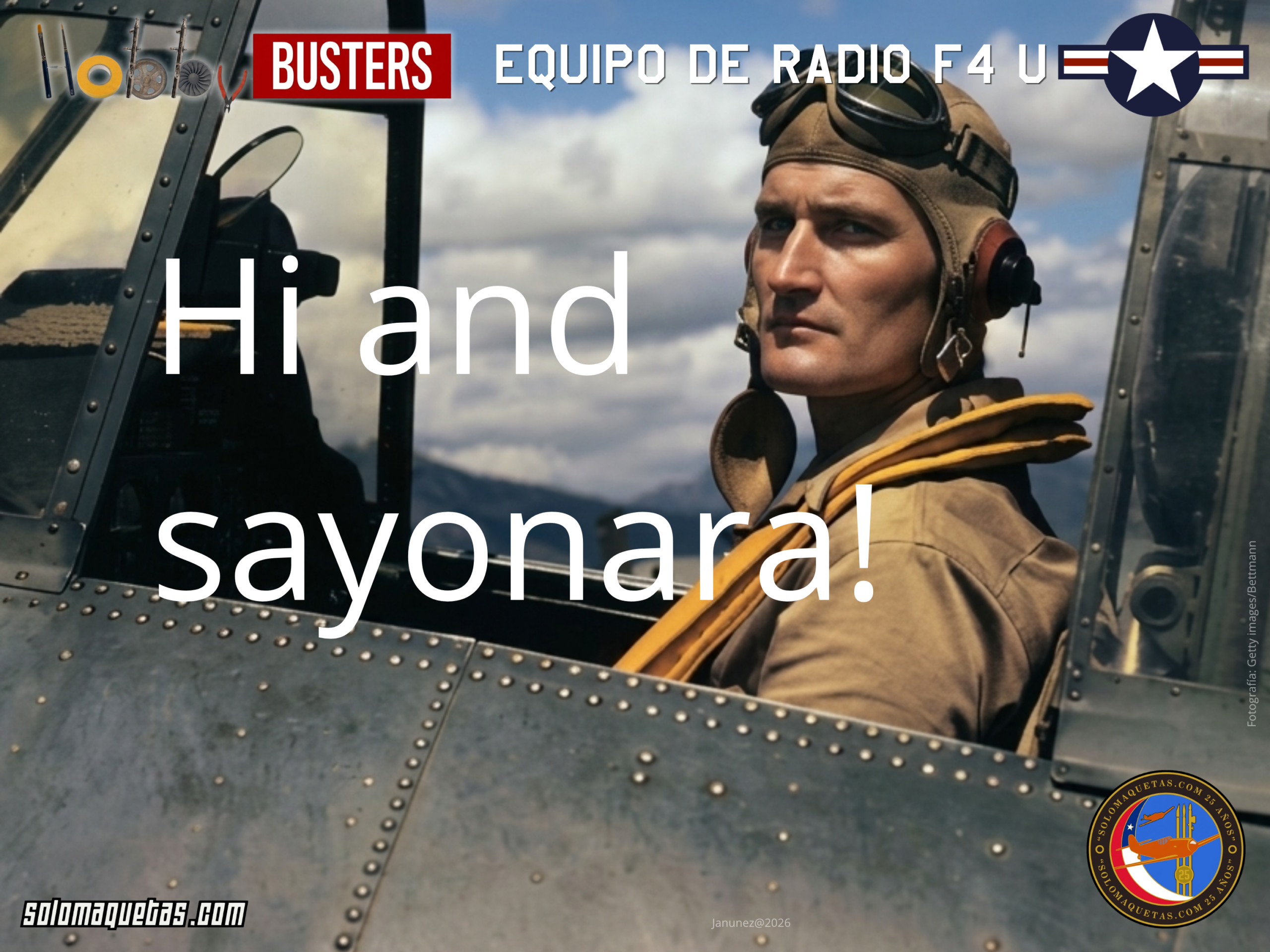 Piloto en radio Piloto F4 U con su gorra y auriculares